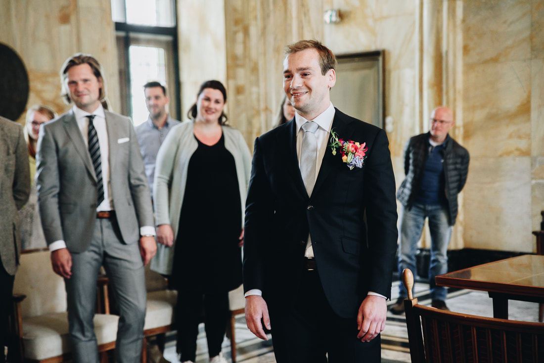 bruiloft-leiden-fotoshoot-stadhuis-louise-boonstoppel-fotografie